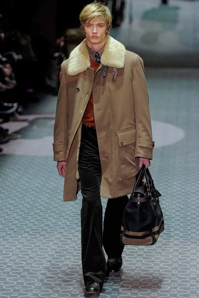 Look 31